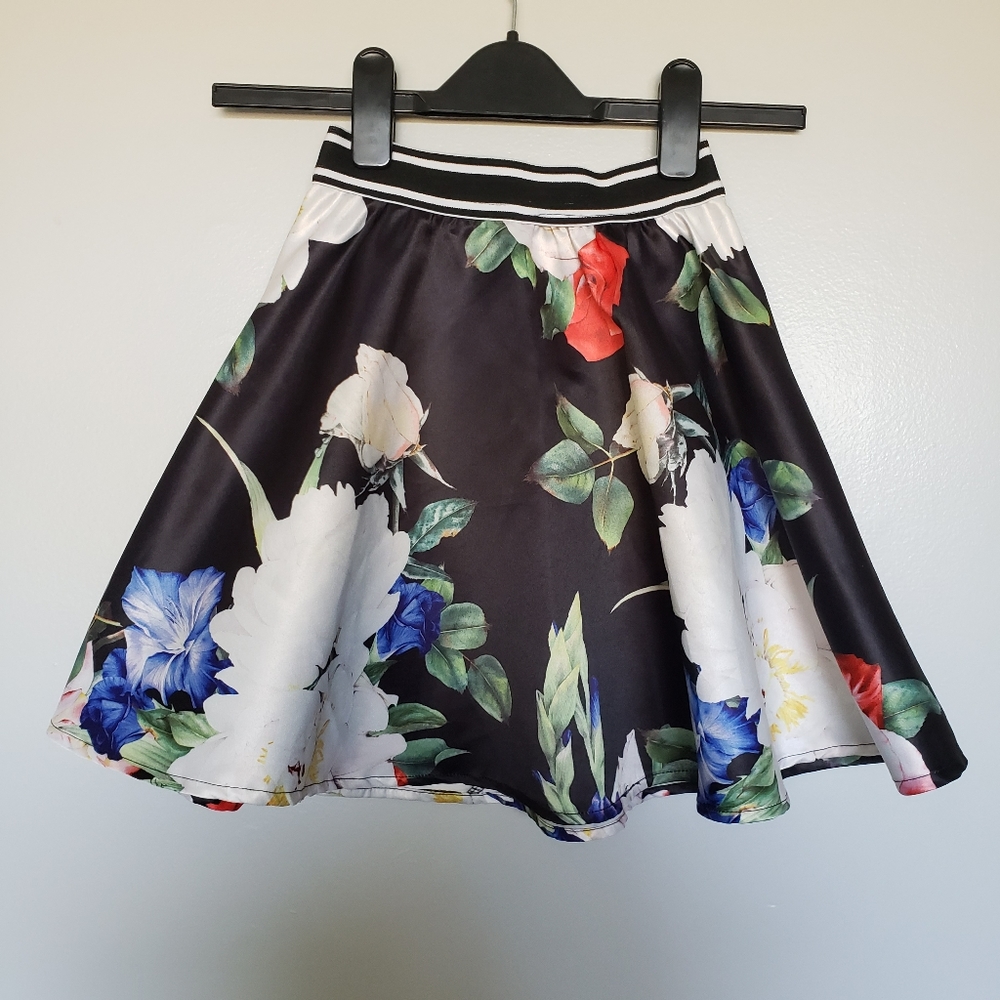 Flower & Leaf Print Girls Circle Skirt